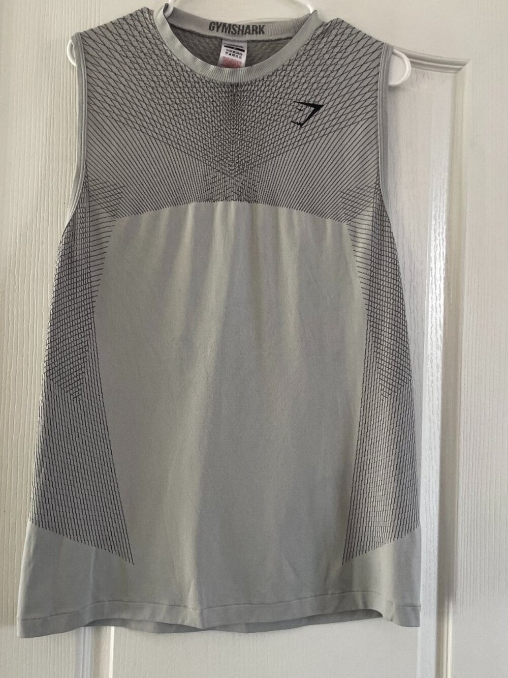 Gymshark Apex Seamless Sleeveless Athletic Tank Grey Medium with Logo